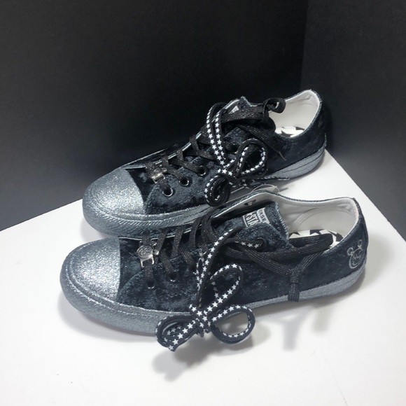 NEW🔥CONVERSE MILEY CYRUS - Picture 7 of 16